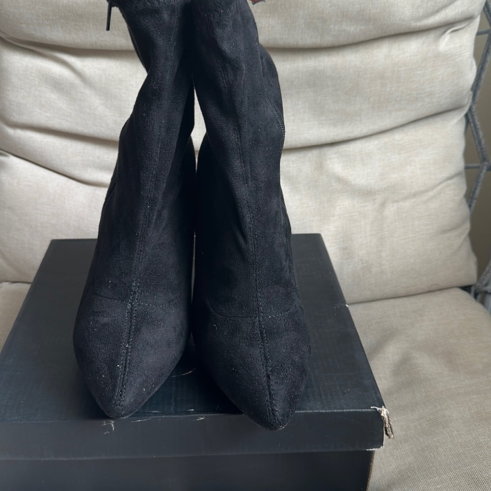 Anne Michelle black suede high heels